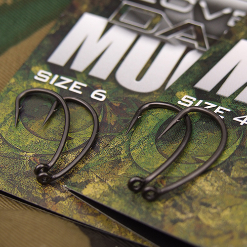 Gardner Covert Dark Mugga hooks Barbless size 10